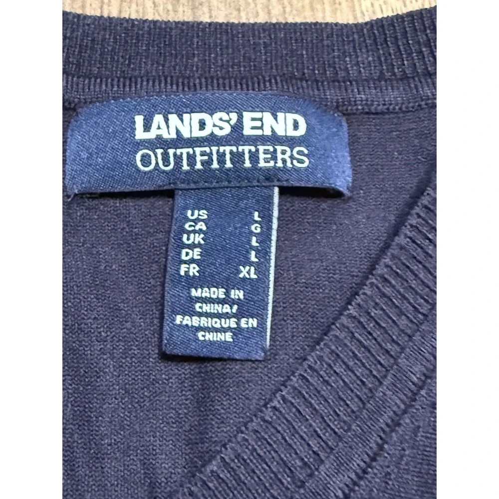 Lands' End Sweater Men's Size Large Black V-neck Pullover Long Sleeve